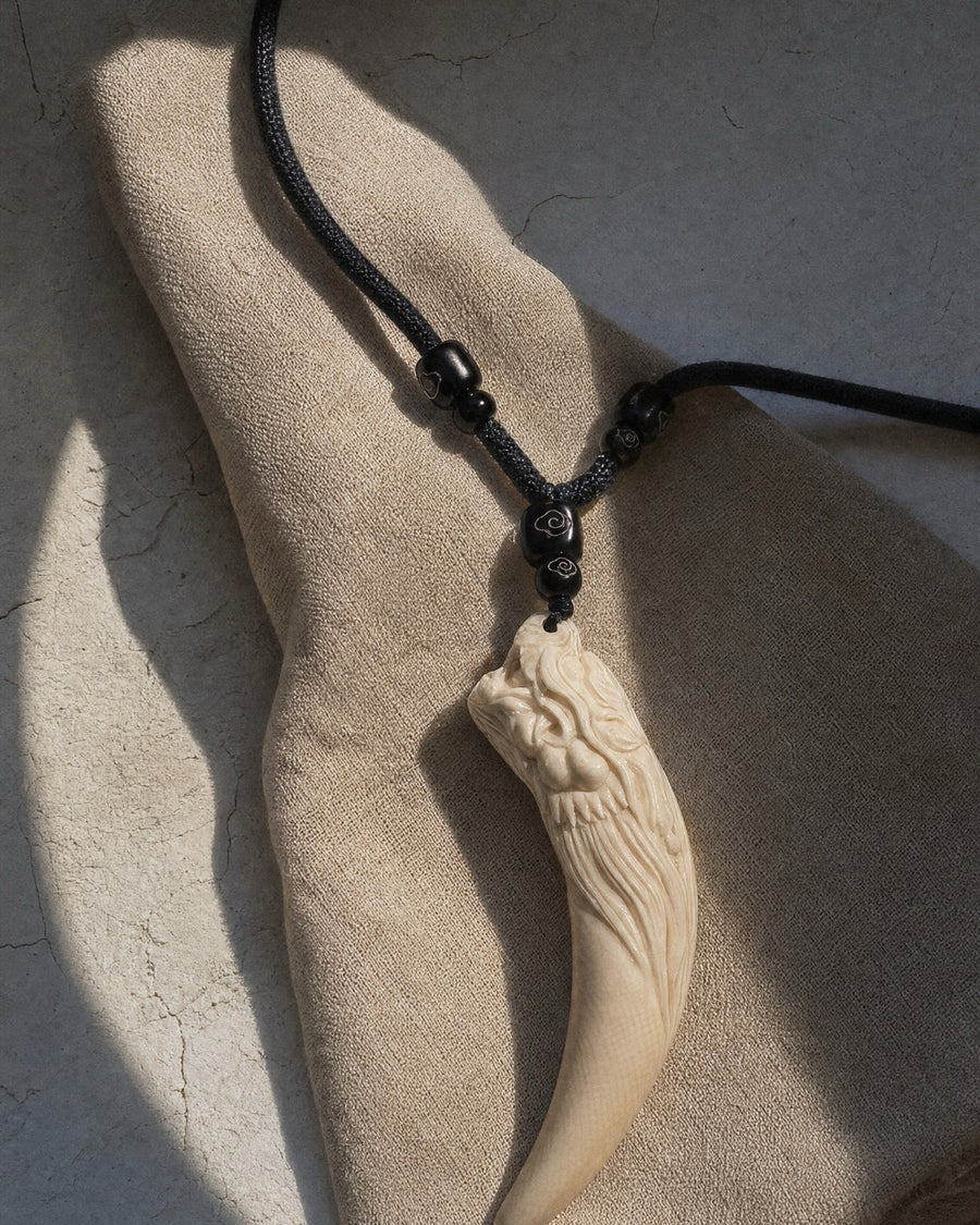The Hunter's Fang 龙门猎牙 · S$288